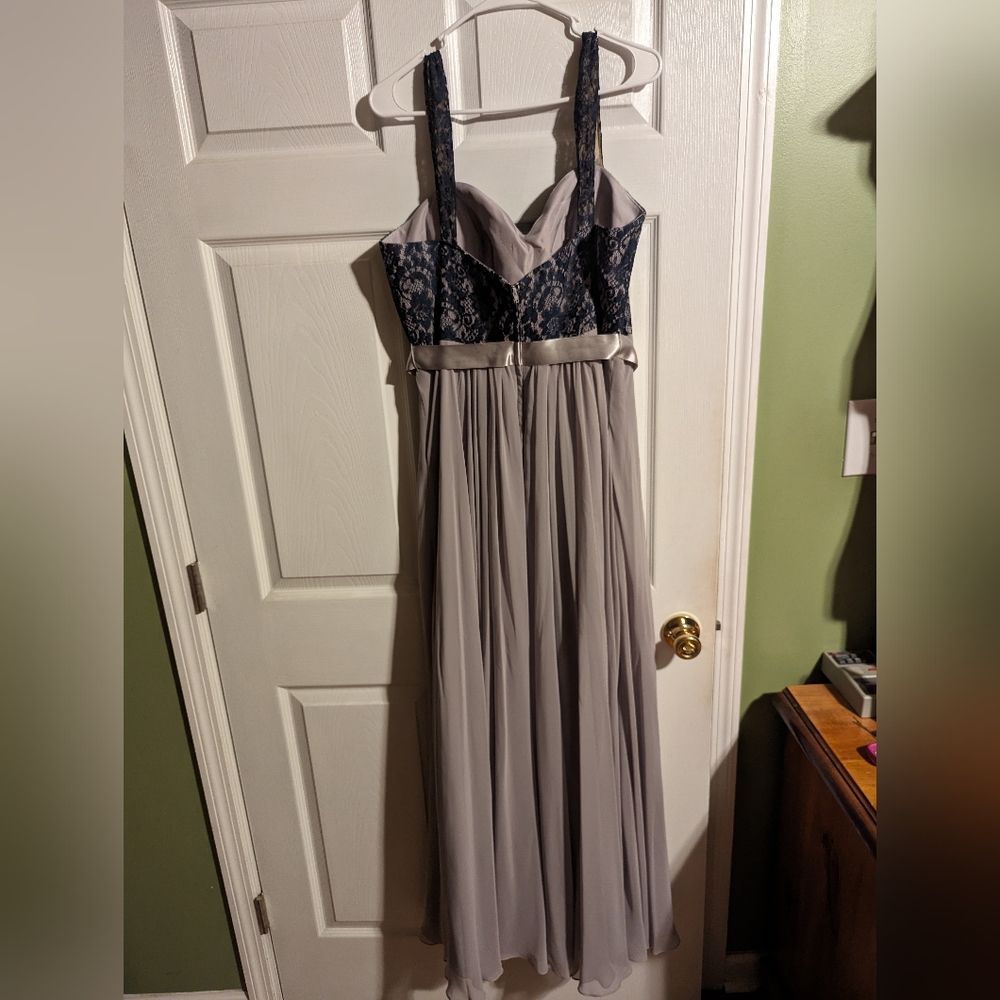 Bridesmaid/Prom Dress - Picture 4 of 5